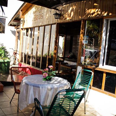 Albergue Krieger Haus Puerto Iguazú Exterior foto