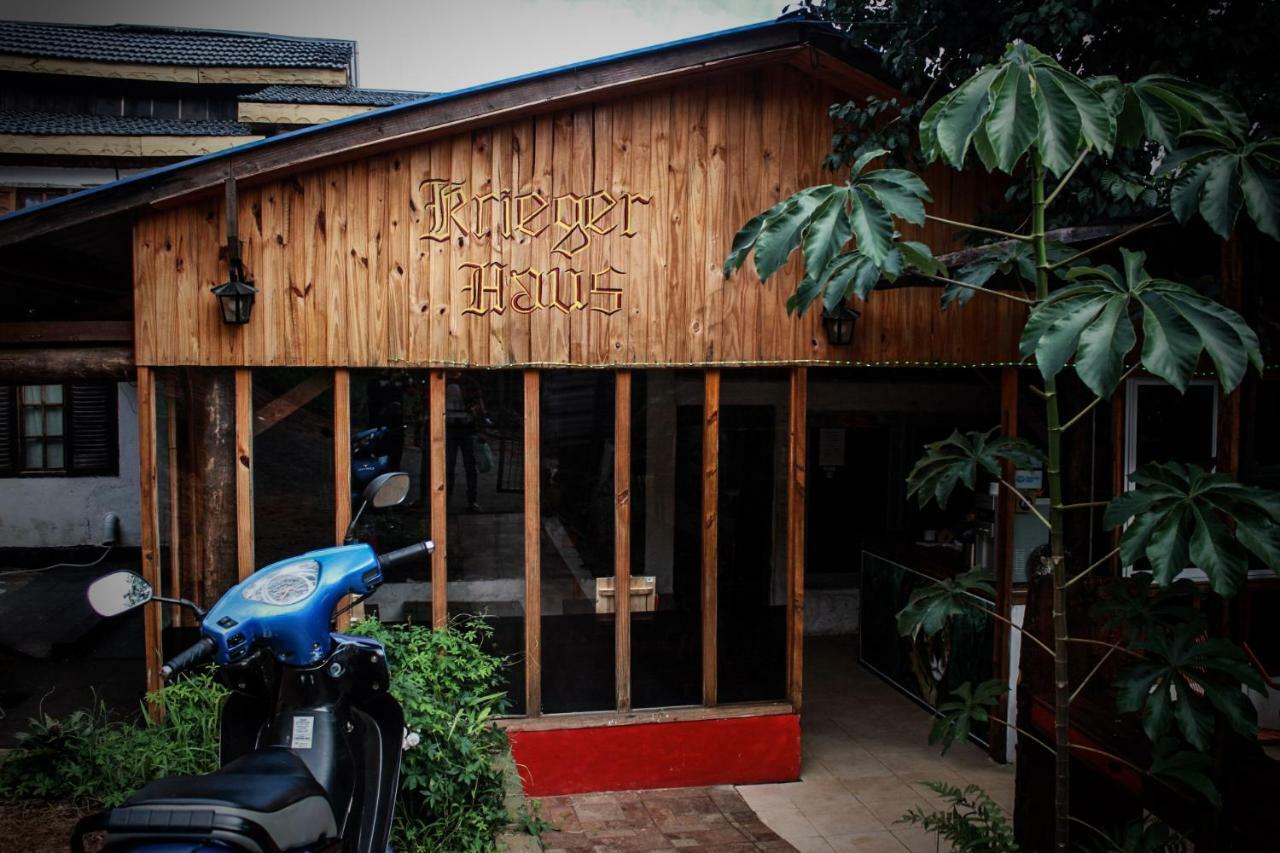 Albergue Krieger Haus Puerto Iguazú Exterior foto